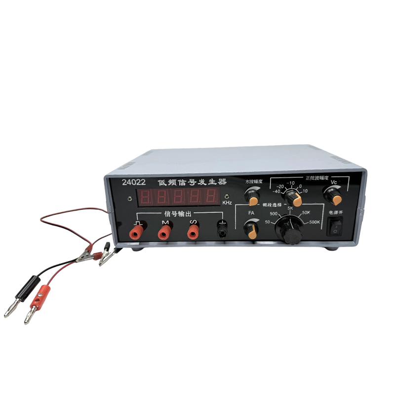 Generator audio digital cu semnal de joasă frecvență